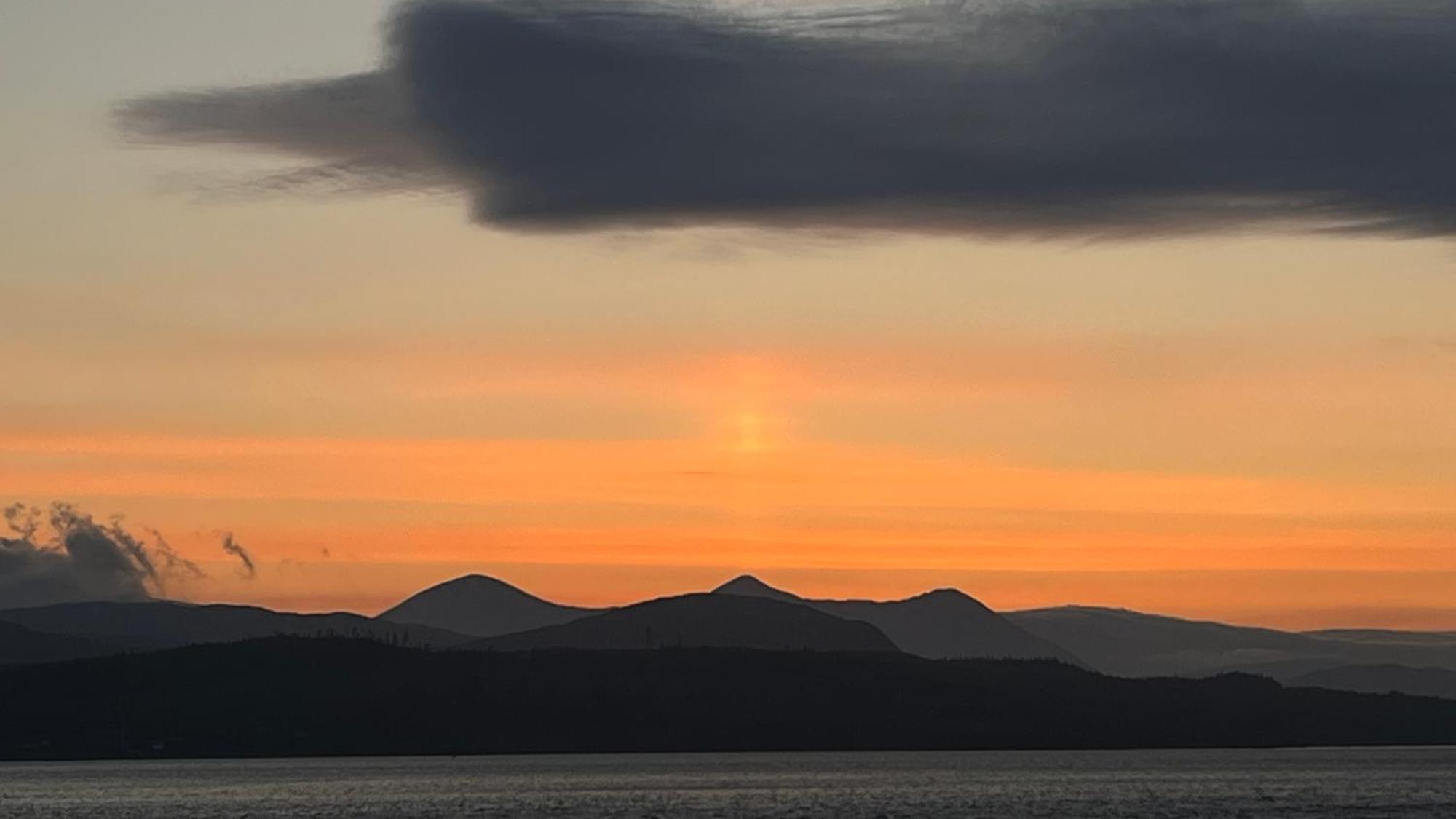Carnmhor, Isle Of Skye - Stunning 242 Year Old Cottage On Its Own Sea Shore! Breakish المظهر الخارجي الصورة