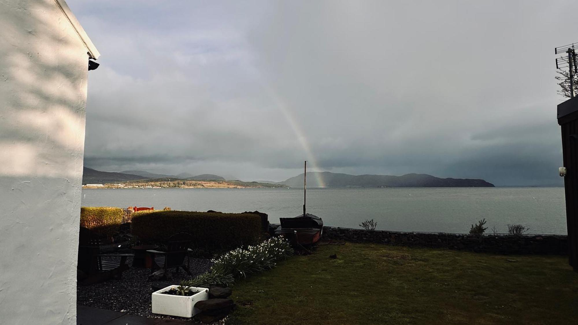Carnmhor, Isle Of Skye - Stunning 242 Year Old Cottage On Its Own Sea Shore! Breakish المظهر الخارجي الصورة