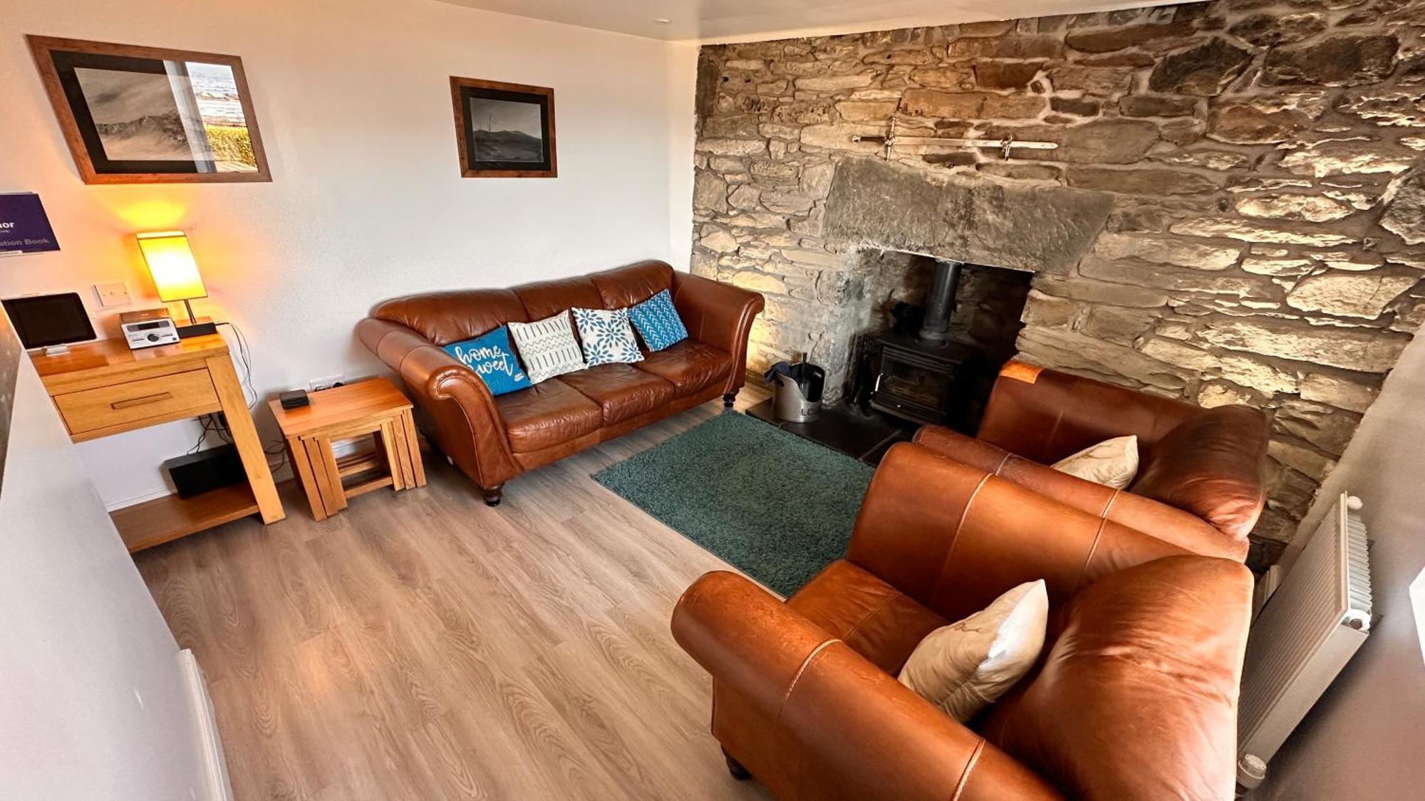 Carnmhor, Isle Of Skye - Stunning 242 Year Old Cottage On Its Own Sea Shore! Breakish المظهر الخارجي الصورة