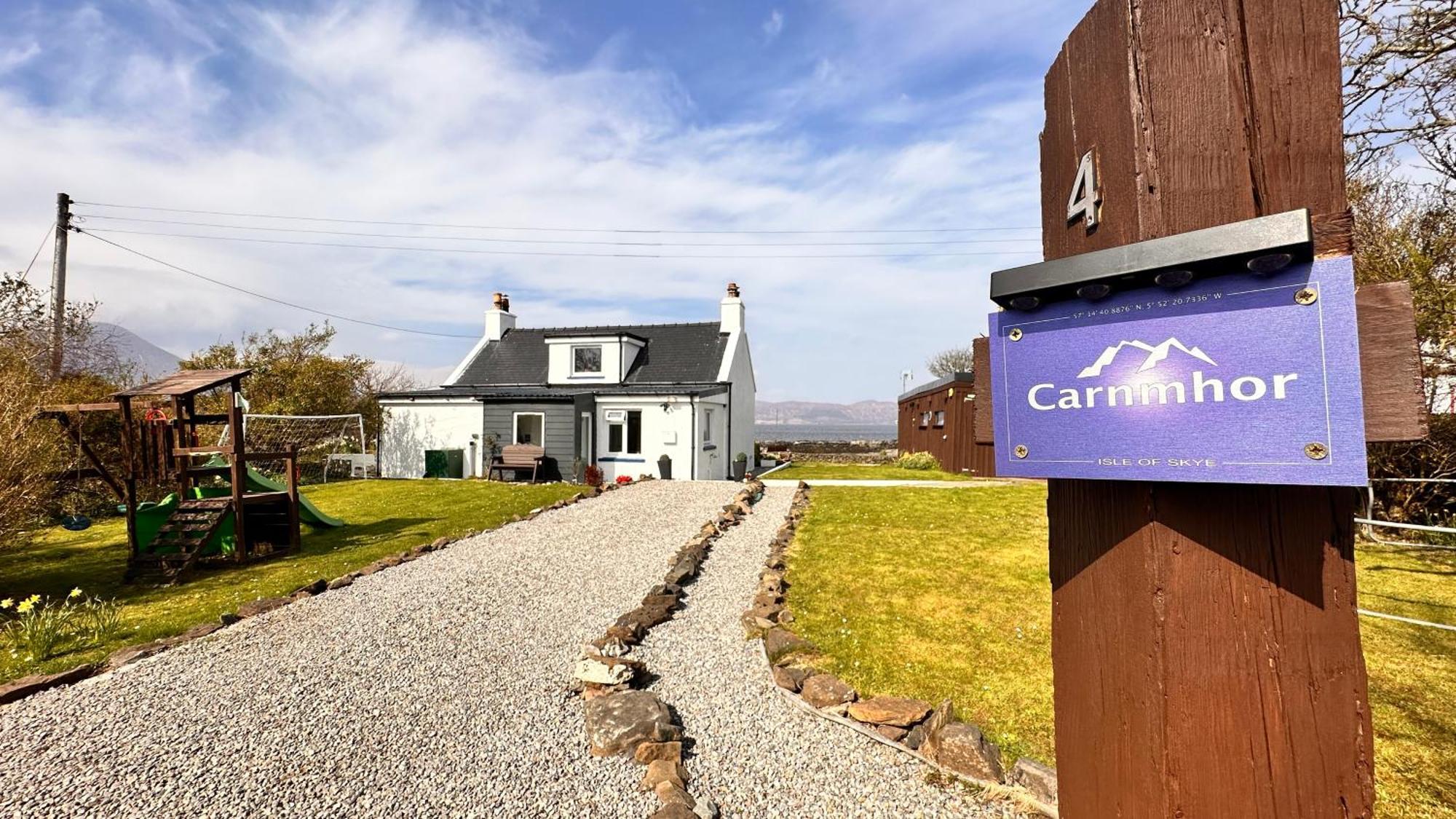 Carnmhor, Isle Of Skye - Stunning 242 Year Old Cottage On Its Own Sea Shore! Breakish المظهر الخارجي الصورة